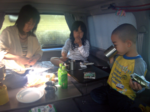 世にも奇妙な車中泊体験 一般社団法人日本rv協会